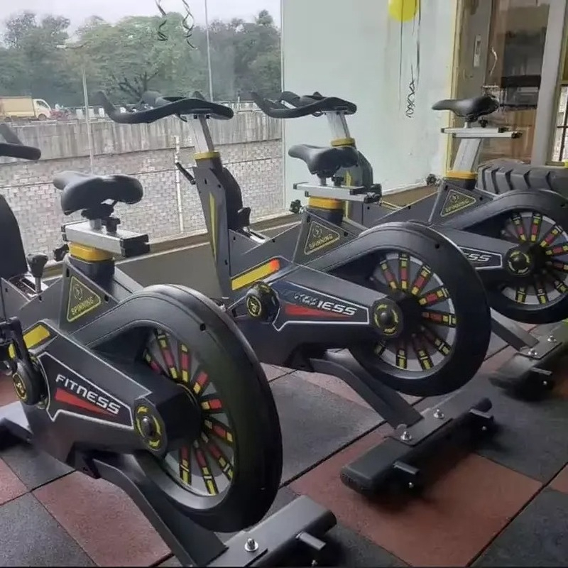 จักรยานปั่นออกกำลังกายในร่มแบบ - Home Gym Workout บทวิจารณ์และราคา